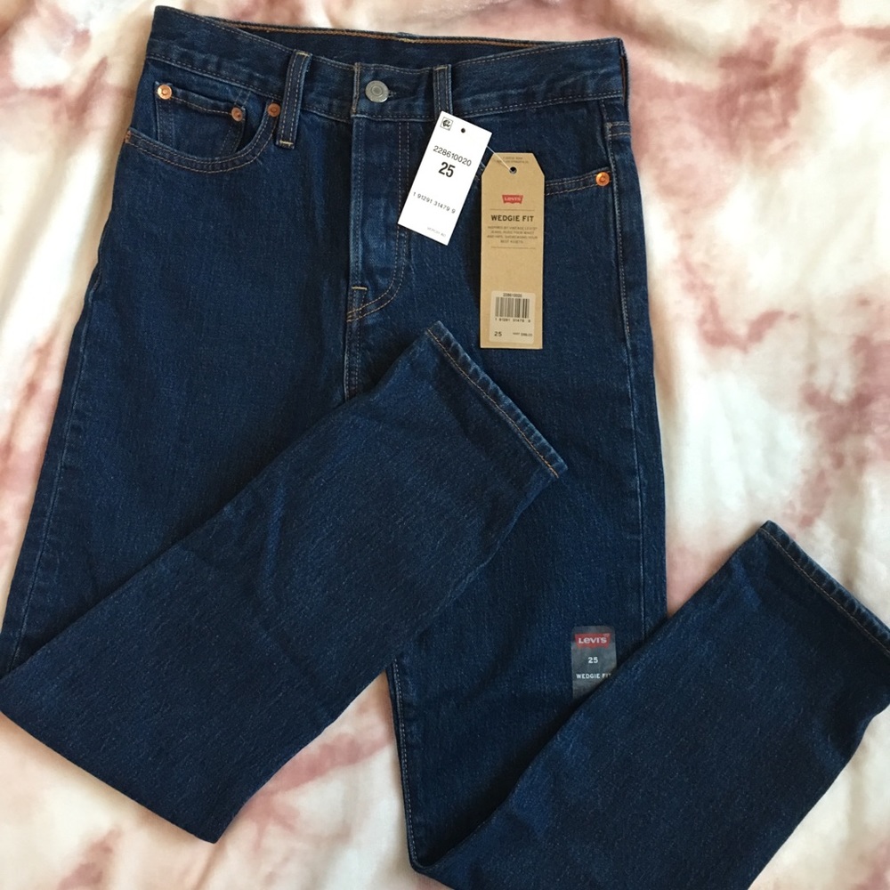 Levi jeans